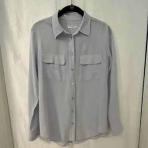 EQUIPMENT Femme - Slim Signature 100% Silk Blouse - Ballad Blue - Size Small